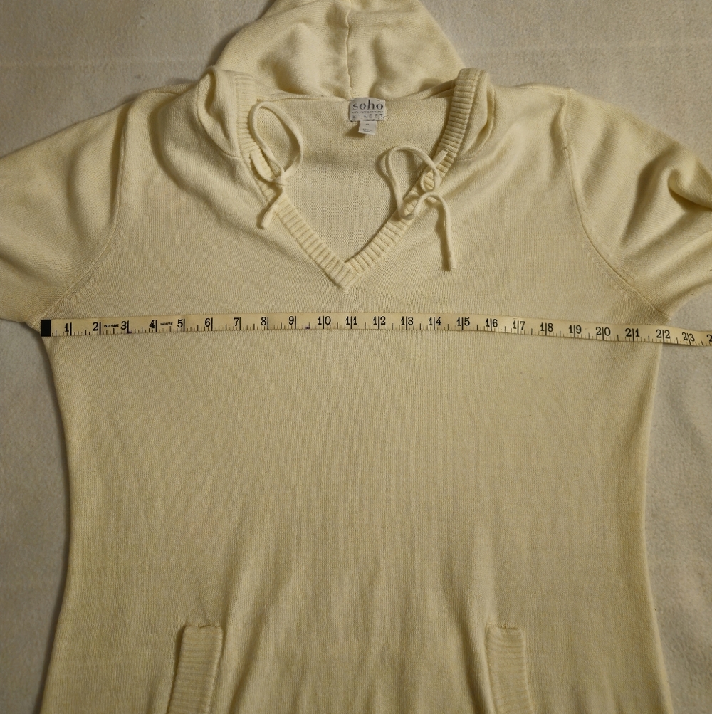 New York & Company Soho Street Beige Knitwear - Picture 4 of 9